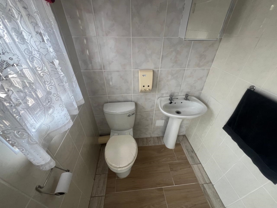 7 Bedroom Property for Sale in Heath Park Eastern Cape